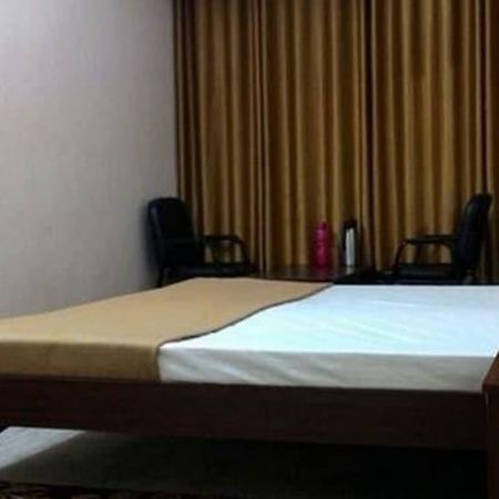 Hotel Tushtaya Residency Goddā Buitenkant foto