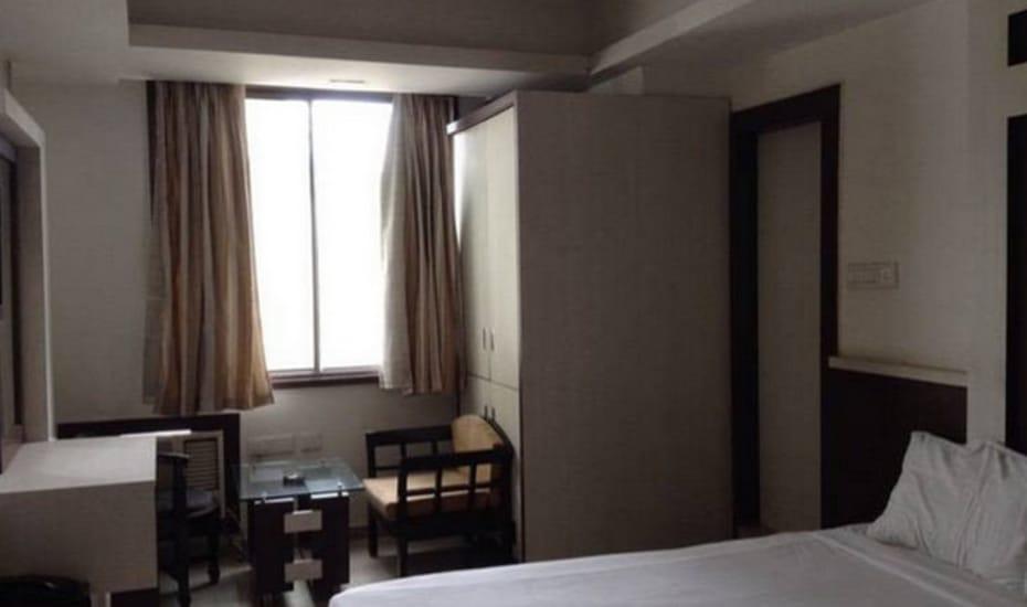 Hotel Tushtaya Residency Goddā Buitenkant foto